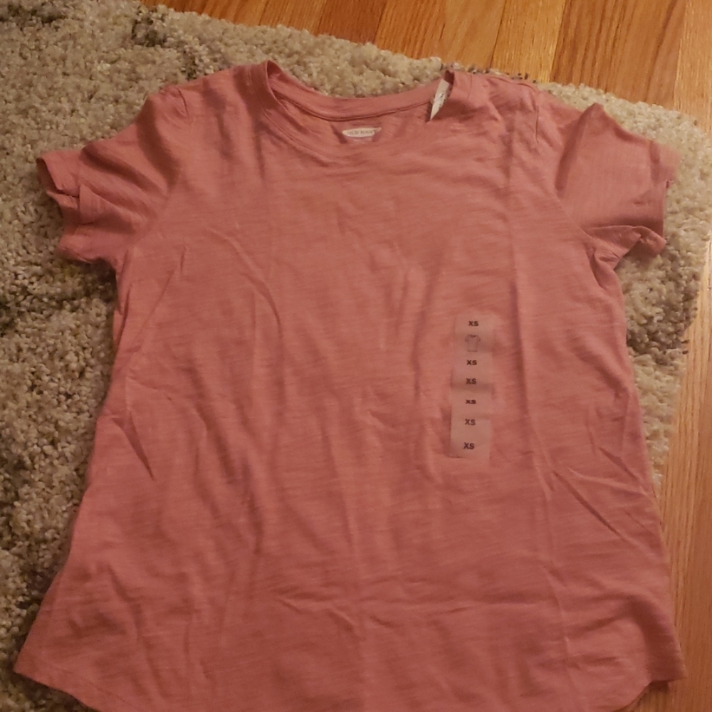 NWT Old Navy tee